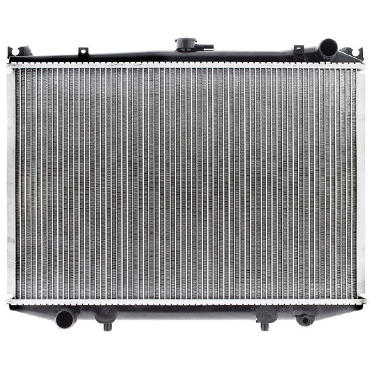 Nissan 1 Tonner Hardbody 2.5 2.7 TD MT Radiator